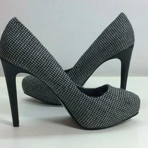 Charles by Charles David Houndstooth Heels - Picture 3 of 10